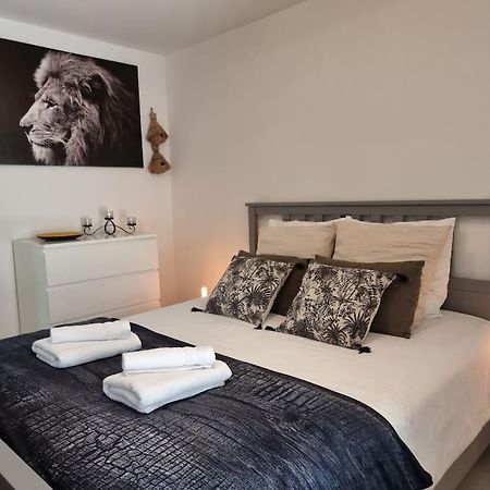 Appartement 2 Pers, Terrasse, Piscine, Parking Сен-Ремі-де-Прованс Екстер'єр фото