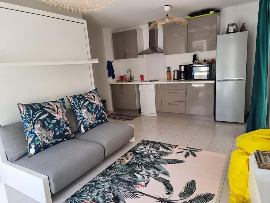 Appartement 2 Pers, Terrasse, Piscine, Parking Сен-Ремі-де-Прованс Екстер'єр фото