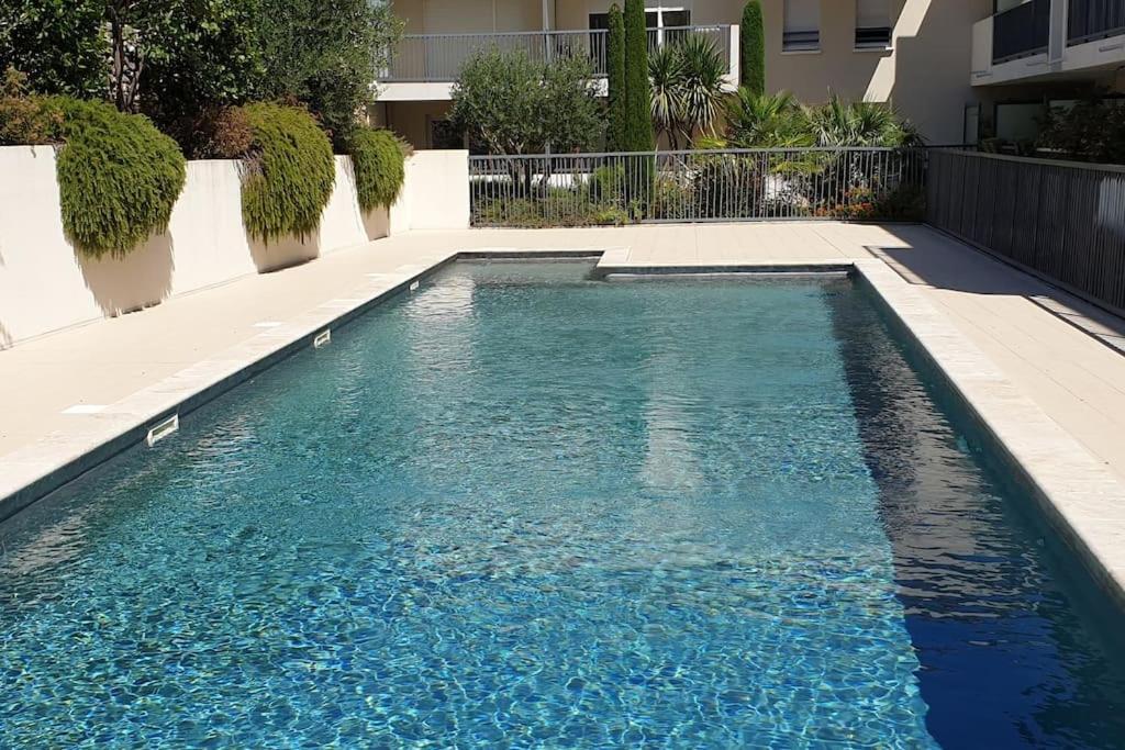 Appartement 2 Pers, Terrasse, Piscine, Parking Сен-Ремі-де-Прованс Екстер'єр фото
