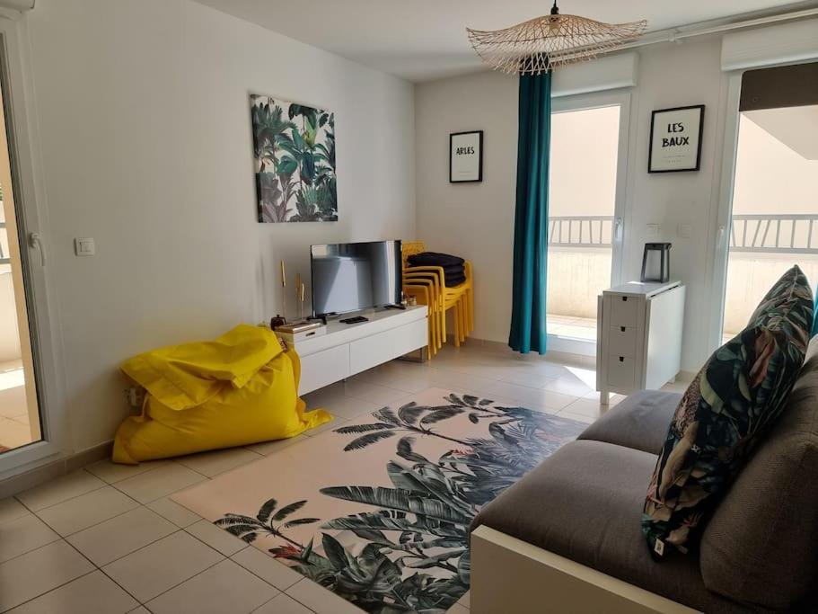 Appartement 2 Pers, Terrasse, Piscine, Parking Сен-Ремі-де-Прованс Екстер'єр фото